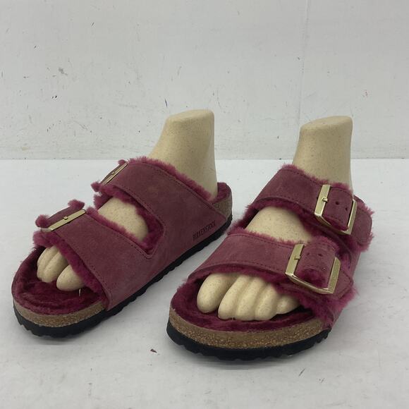 Birkenstock Women's Shearling Lined Buckle Red Suede Slides Size 8 Preowned - Picture 2 of 7